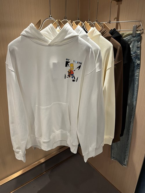 Fendi Stylish Logo-Printed Hooded Sweatshirt