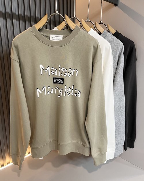 Maison Margiela Custom Fabric Casual Hoodie with Logo