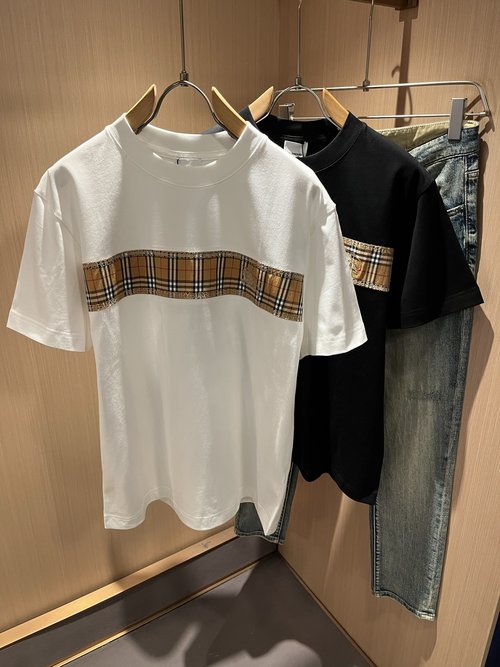 Burberry Eco-Friendly Cotton Short Sleeve T-Shirt with Logo Embroidery