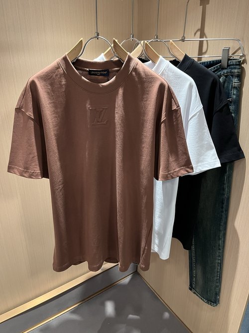 Louis Vuitton Stylish Unisex Short-Sleeve T-Shirt in Cotton