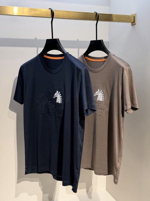 Hermes Abstract Horsehead Embroidery T-Shirt in Luxury Fabric