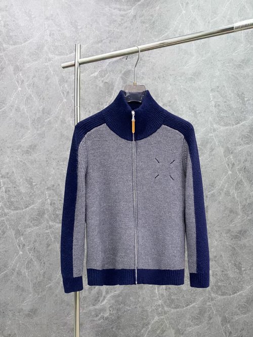 Maison Margiela Fine Wool Knit Zippered Coat