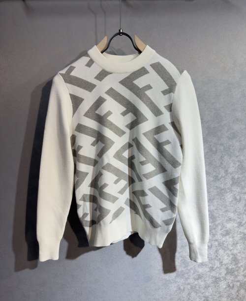 Dior High-quality Italian Knitwear with Classic Logo