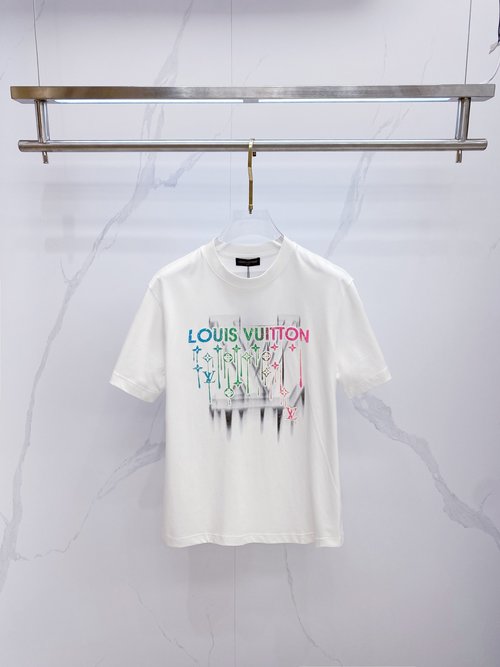 Louis Vuitton Premium Cotton Round Neck T-Shirt Featuring Logo