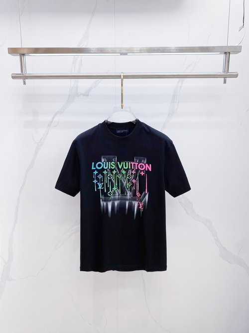 Louis Vuitton Premium Cotton Round Neck T-Shirt Featuring Logo