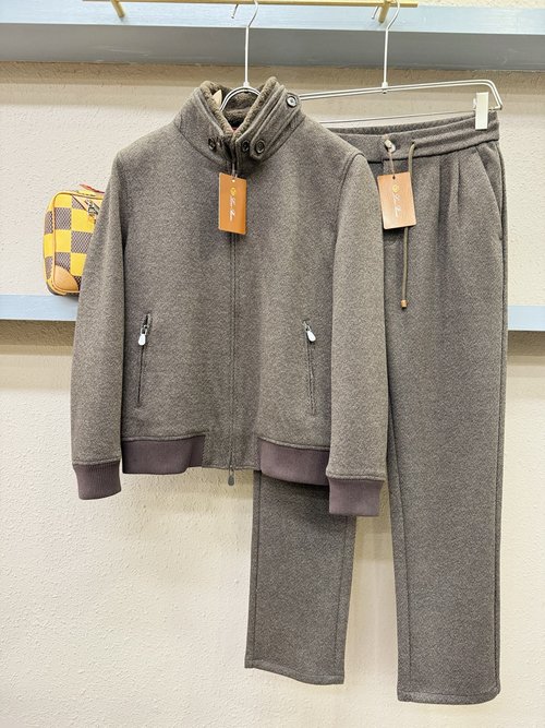 Loro Piana Luxury Wool Suit with Classic Logo