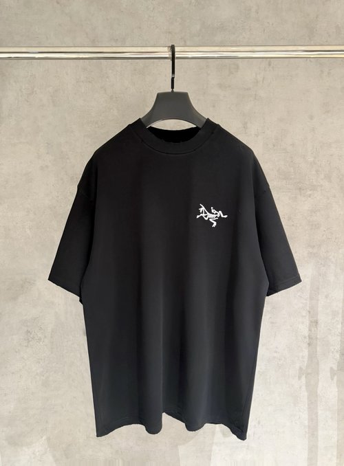 ArcTeryx Embroidered Short Sleeve T-Shirt with Premium Fabric