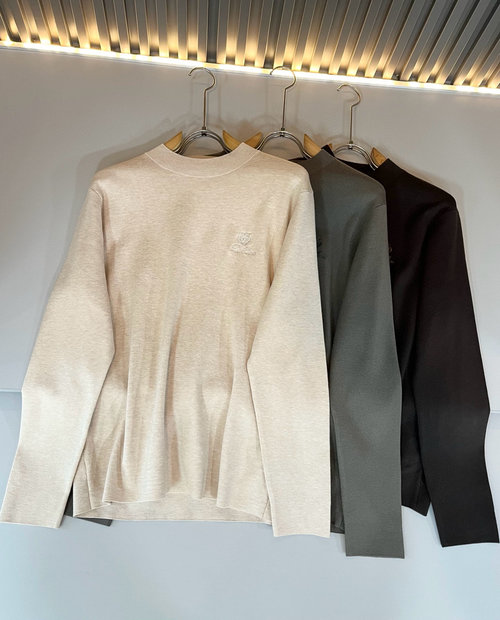 Loro Piana Premium Wool Knit Sweater for Everyday Wear