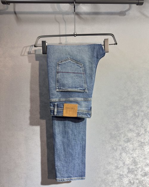 Tom Ford Soft and Stylish Straight-leg Jeans