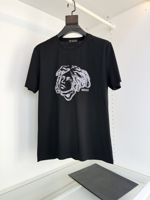 Versace Exquisite Embroidery Short Sleeve Round Neck T-Shirt