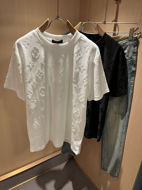 Louis Vuitton Monogram Print Tee with Reversed Nameplate