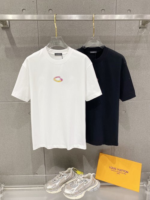 Balenciaga High-Quality Cotton Short Sleeve T-Shirt Adorned with Hand-drawn Logo