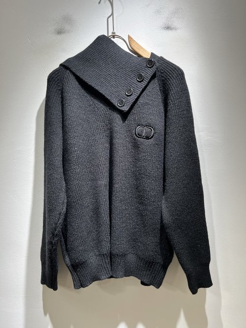 Dior Sophisticated Knitted Wool Sweater with Logo