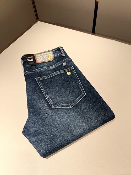 Dior Popular Jeans with Distinctive Logo Design