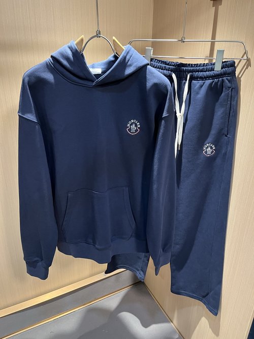 Moncler Customized Cotton Casual Suit with Unique Texture