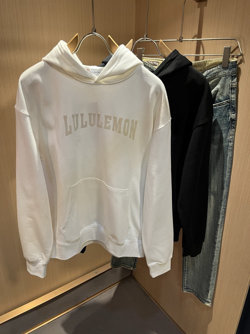 Moncler Cotton T-shirt with Logo Pressing