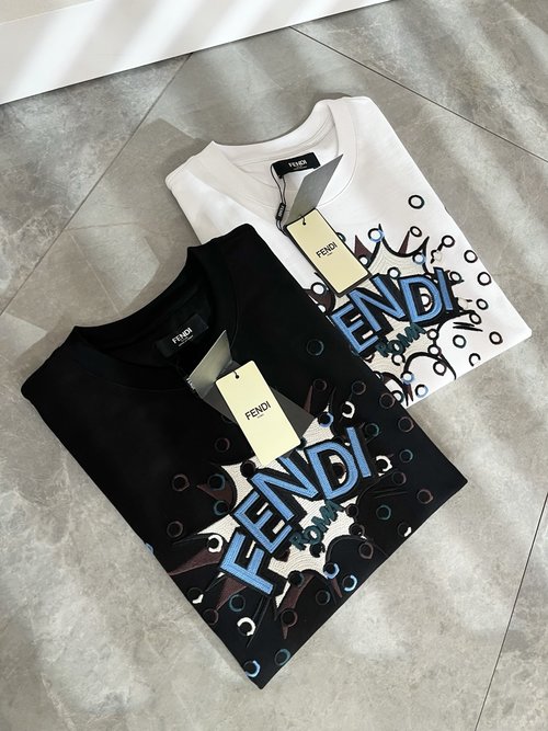Dior Classic Black and White T-shirt with Logo Embroidery