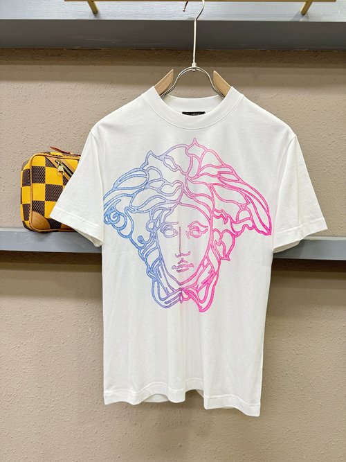 Versace Luxurious Fashionable Short Sleeve Tee