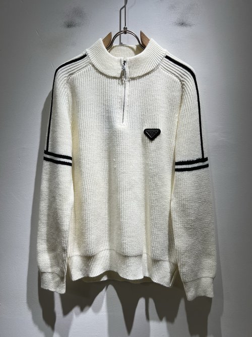 Prada Classic and Fashionable Knit Wool Sweater