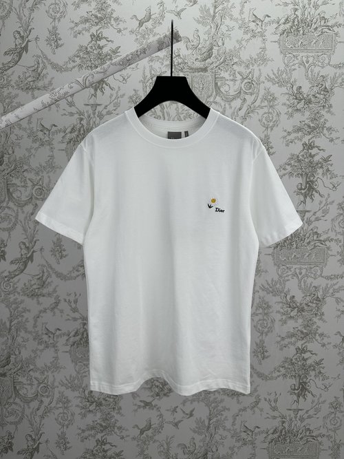 Dior White Cotton Tee with Daisy Embroidery