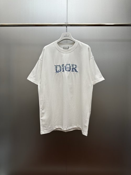 Dior Heavyweight Cotton White Tee with Vintage Letter Print