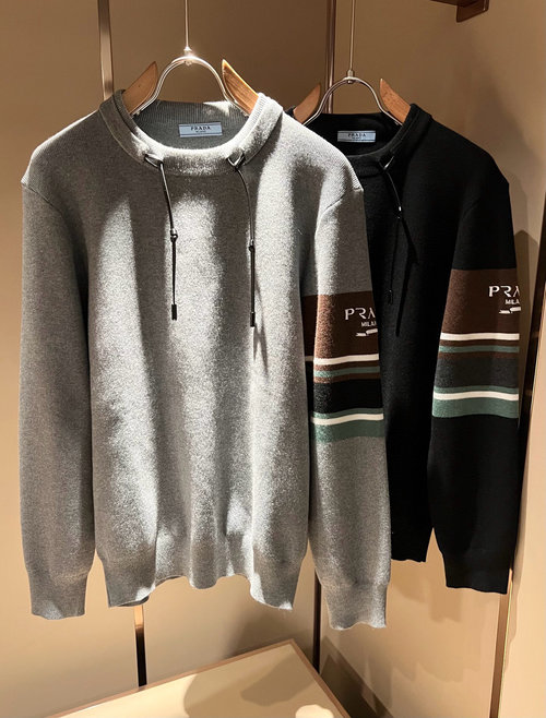 Prada Classic and Stylish Wool Knit Sweater