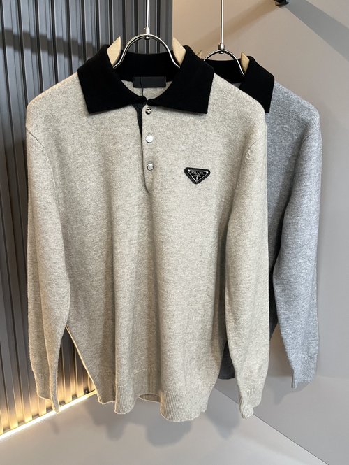 Prada Classic and Fashionable Knit Wool Sweater with Logo