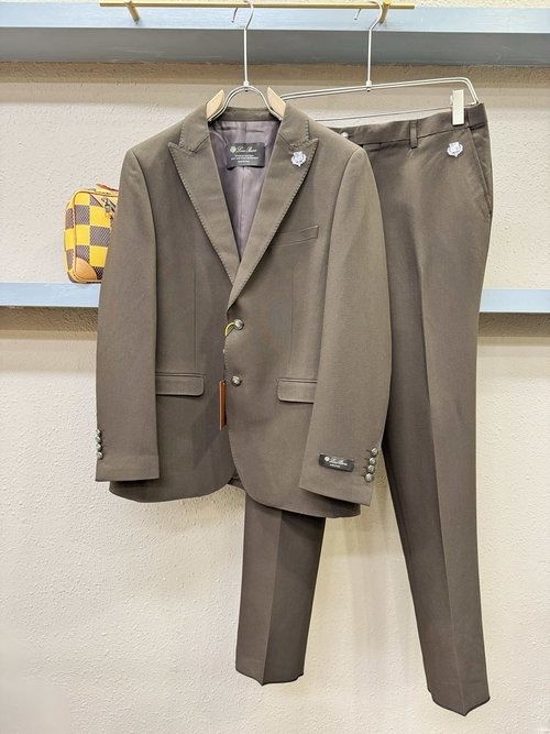 Loro Piana Luxurious Italian - Fitted Wool Suit