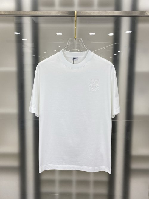 Fendi Premium Customized T-shirt with Silk-like Feel