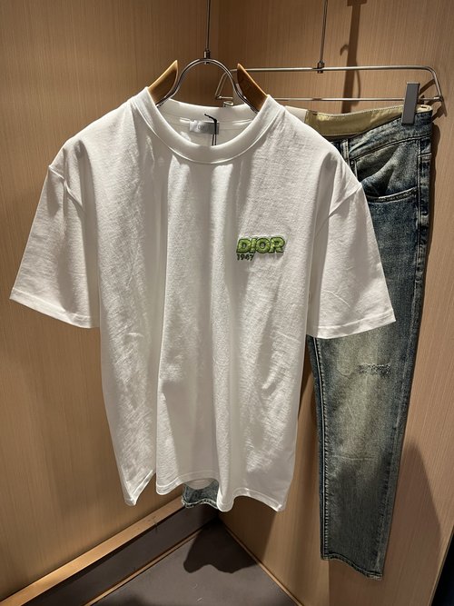 Dior Short-Sleeve T-Shirt with Logo Embroidery, All-Match