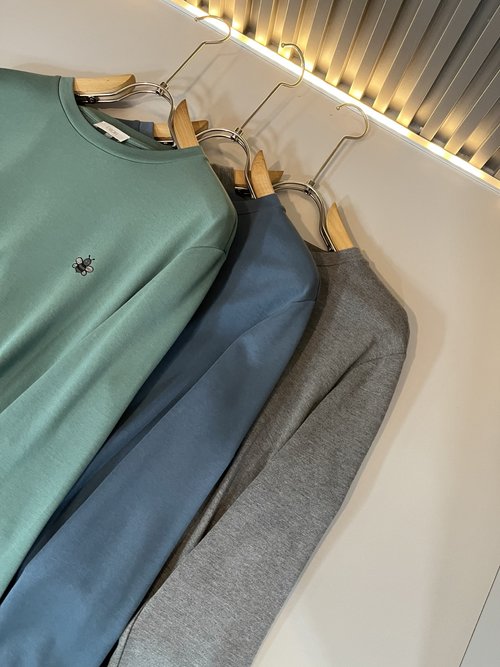 Dior Stylish Long-Sleeve Base Layer with Logo