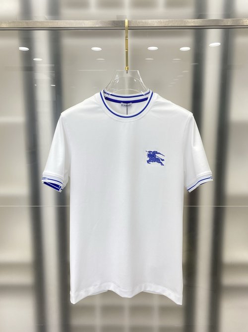 Fendi Tailored T-Shirt: Finest Pima Cotton for Exceptional Comfort