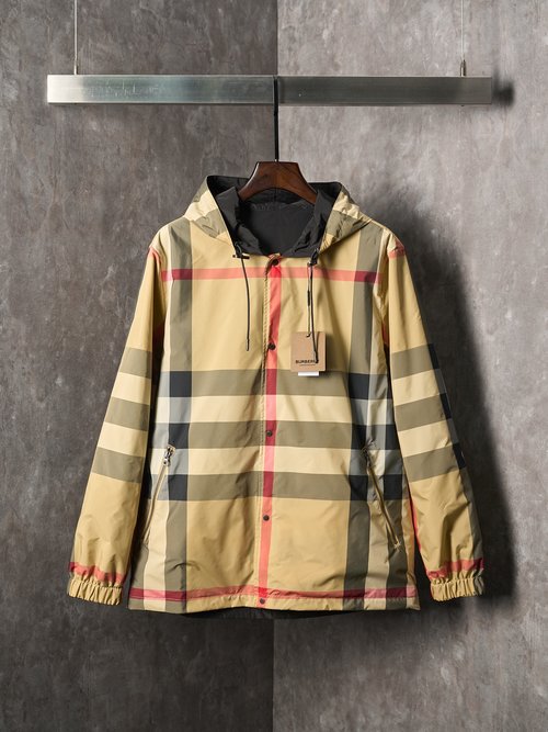 Burberry Double-Sided Zip Hoodie with Checkered Pattern