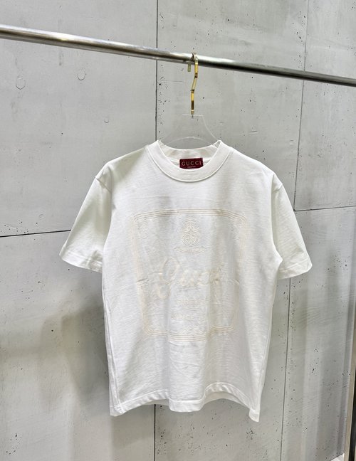 Gucci Short-sleeve T-shirt with Vintage Print