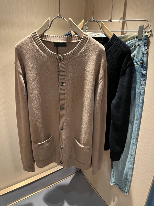 Prada Classic and Stylish Knitted Wool Sweater