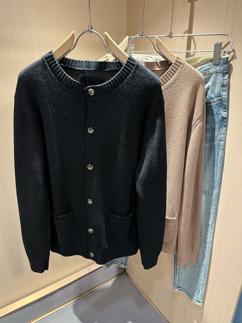 Prada Exclusive Knitted Wool Sweater with Understated Luxury