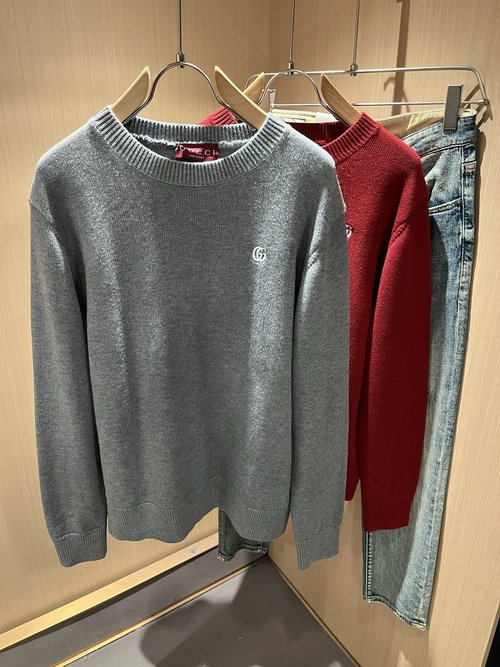 Gucci Classic Knitted Wool Sweater with Logo Embroidery