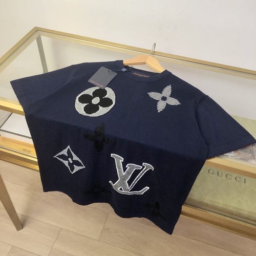 Louis Vuitton Exclusive Monogram Short Sleeve Knit Sweater with Embroidery