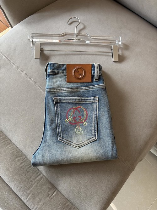 Fendi Soft Jeans with Luxury Cowhide Waist Tag