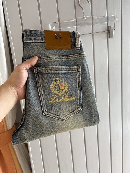 Fendi Soft Jeans with Luxury Cowhide Waist Tag