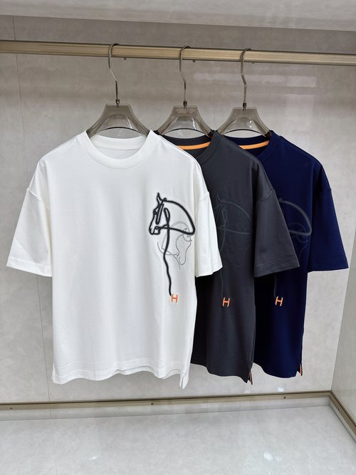 Hermes Mechanical Horse Print T-Shirt with Premium Fabric