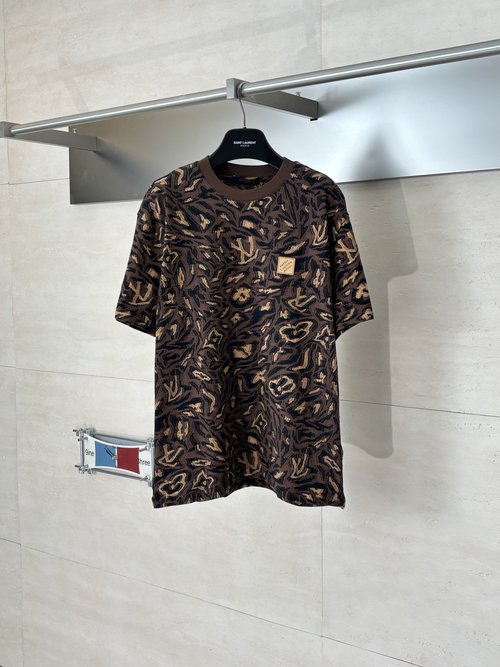 Louis Vuitton Leopard Jacquard Short-Sleeve T-Shirt