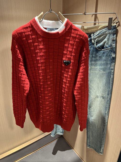 Prada Exclusive Christmas Red Knit Wool Sweater