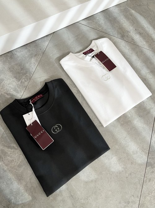Gucci Cotton Round Neck Short Sleeve T-Shirt with Logo Embroidery