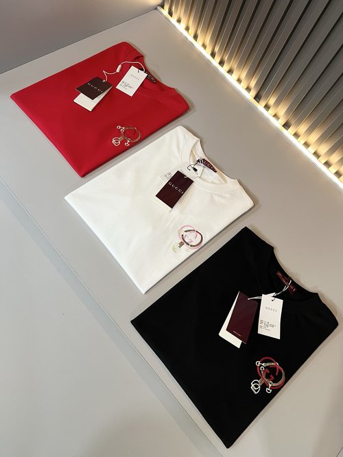 Gucci Comfortable Cotton Round Neck T-Shirt