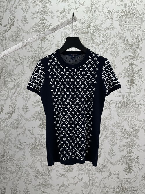 Louis Vuitton Elastic Knit Top with Monogram Pattern