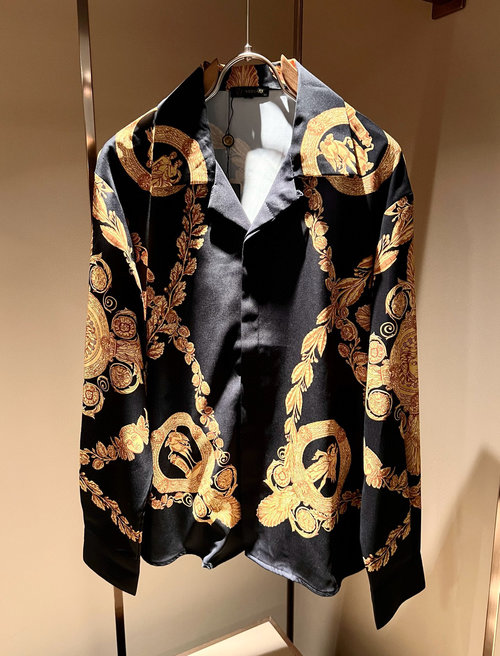 Versace Silk Pajamas with Exquisite Print and Premium Craftsmanship