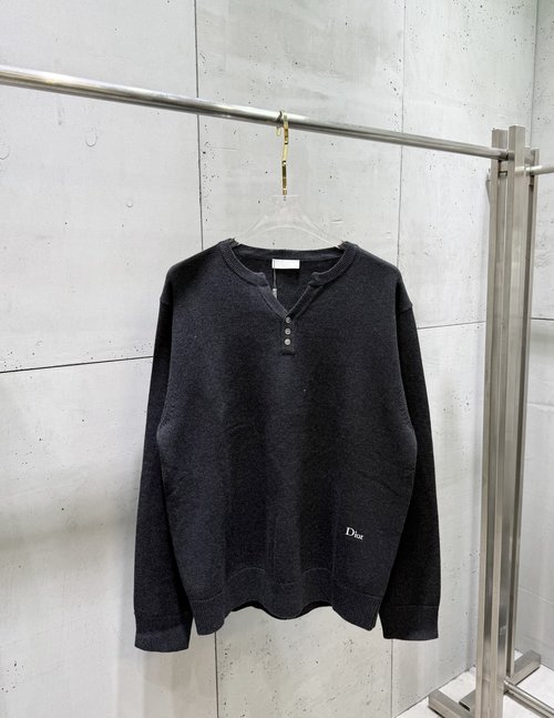 Dior V-Neck Knit Wool Long Sleeve Sweater