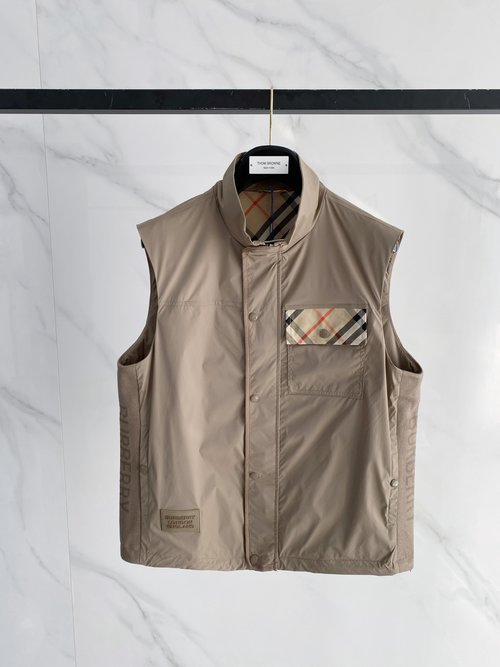 Burberry Stylish New Design Vest