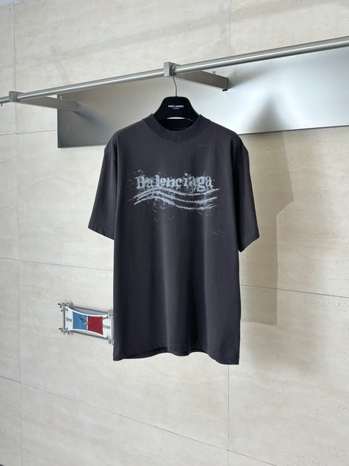 Balenciaga Vintage Coke Print Short-sleeve Tee